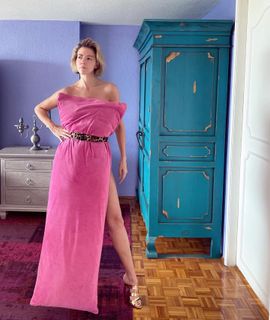 Fernanda Castillo feet photo thumbnail
