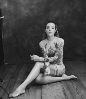 Fernanda Castillo feet photo thumbnail