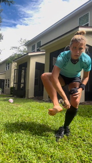 Fernanda Colombo feet photo 9