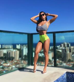 Fernanda D'Ávila feet photo 10