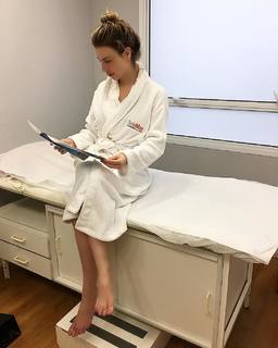 Fernanda Keulla feet photo 9