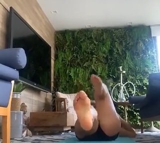 Fernanda Lacerda feet photo 17