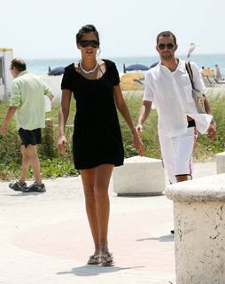 Fernanda Lessa feet photo 3