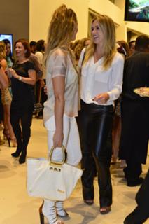 Fernanda Lima feet photo thumbnail