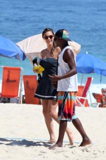 Fernanda Lima feet photo thumbnail