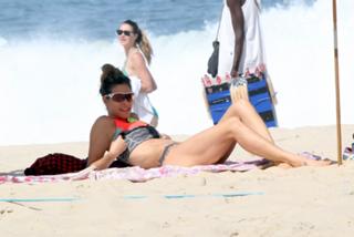 Fernanda Lima feet photo thumbnail
