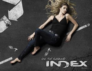 Fernanda Lima feet photo thumbnail