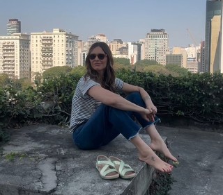 Fernanda Lima feet photo thumbnail