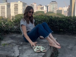 Fernanda Lima feet photo thumbnail