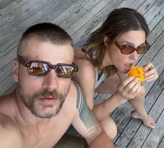 Fernanda Lima feet photo thumbnail