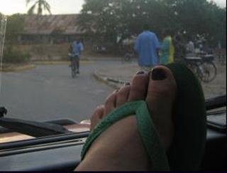 Fernanda Lima feet photo thumbnail