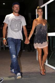 Fernanda Lima feet photo thumbnail