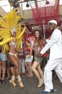 Fernanda Machado feet photo thumbnail