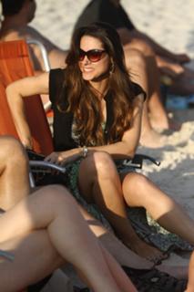 Fernanda Machado feet photo thumbnail