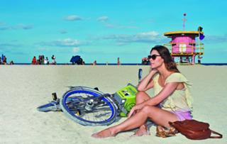 Fernanda Machado feet photo thumbnail