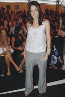 Fernanda Machado feet photo thumbnail