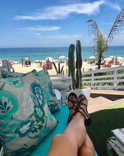 Fernanda Machado feet photo thumbnail