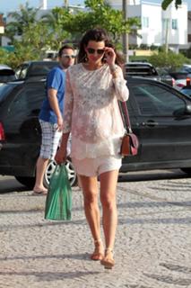Fernanda Motta feet photo 2