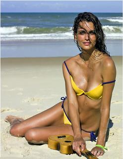Fernanda Motta feet photo 11