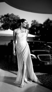 Fernanda Motta feet photo 3