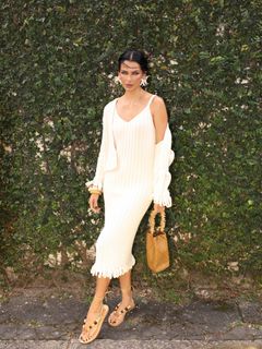 Fernanda Motta feet photo 5