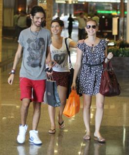 Fernanda Paes Leme feet photo thumbnail