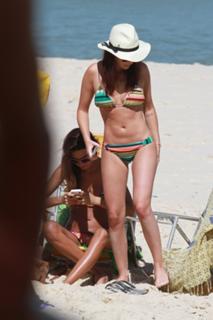 Fernanda Paes Leme feet photo thumbnail