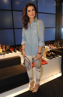 Fernanda Paes Leme feet photo thumbnail