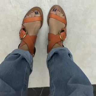 Fernanda Paes Leme feet photo thumbnail