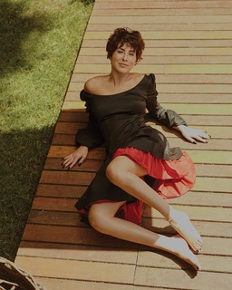 Fernanda Paes Leme feet photo thumbnail