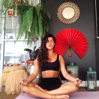 Fernanda Paes Leme feet photo thumbnail