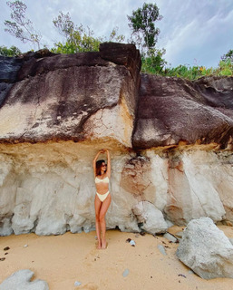 Fernanda Paes Leme feet photo thumbnail