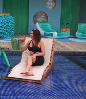 Fernanda Paes Leme feet photo thumbnail