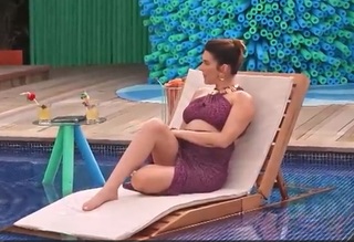 Fernanda Paes Leme feet photo thumbnail