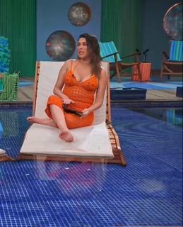 Fernanda Paes Leme feet photo thumbnail