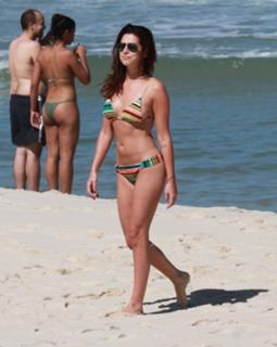 Fernanda Paes Leme feet photo thumbnail