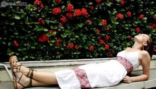 Fernanda Rodrigues feet photo 2
