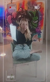 Fernanda Schneider feet photo 7