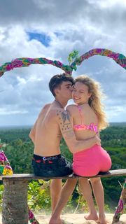 Fernanda Schneider feet photo 16