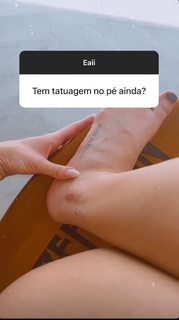 Fernanda Schneider feet photo 4