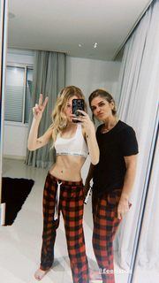 Fernanda Schneider feet photo 20