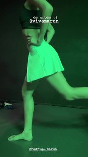 Fernanda Schneider feet photo 11