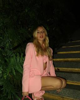 Fernanda Schneider feet photo 1