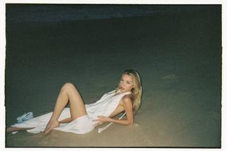 Fernanda Schneider feet photo 16