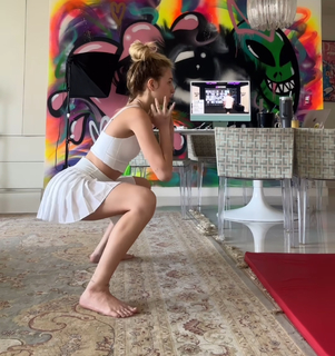 Fernanda Schneider feet photo 14