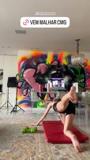 Fernanda Schneider feet photo 12
