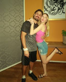Fernanda Schneider feet photo 8