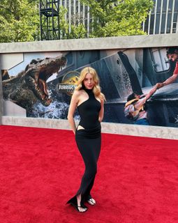 Fernanda Schneider feet photo 2