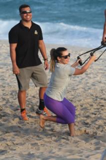 Fernanda Souza feet photo thumbnail