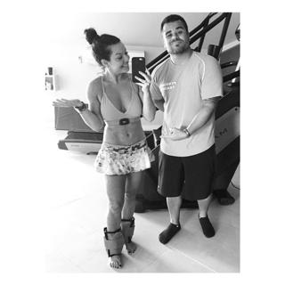 Fernanda Souza feet photo thumbnail